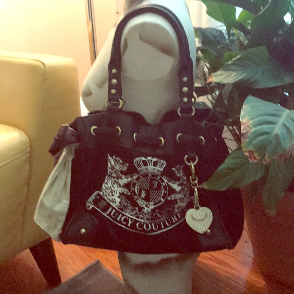 Juicy Couture Scottie Embroidery  Daydreame Tote💕